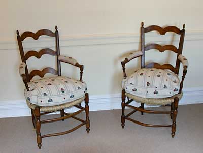 Pair of Provençal ladder-back fauteuils